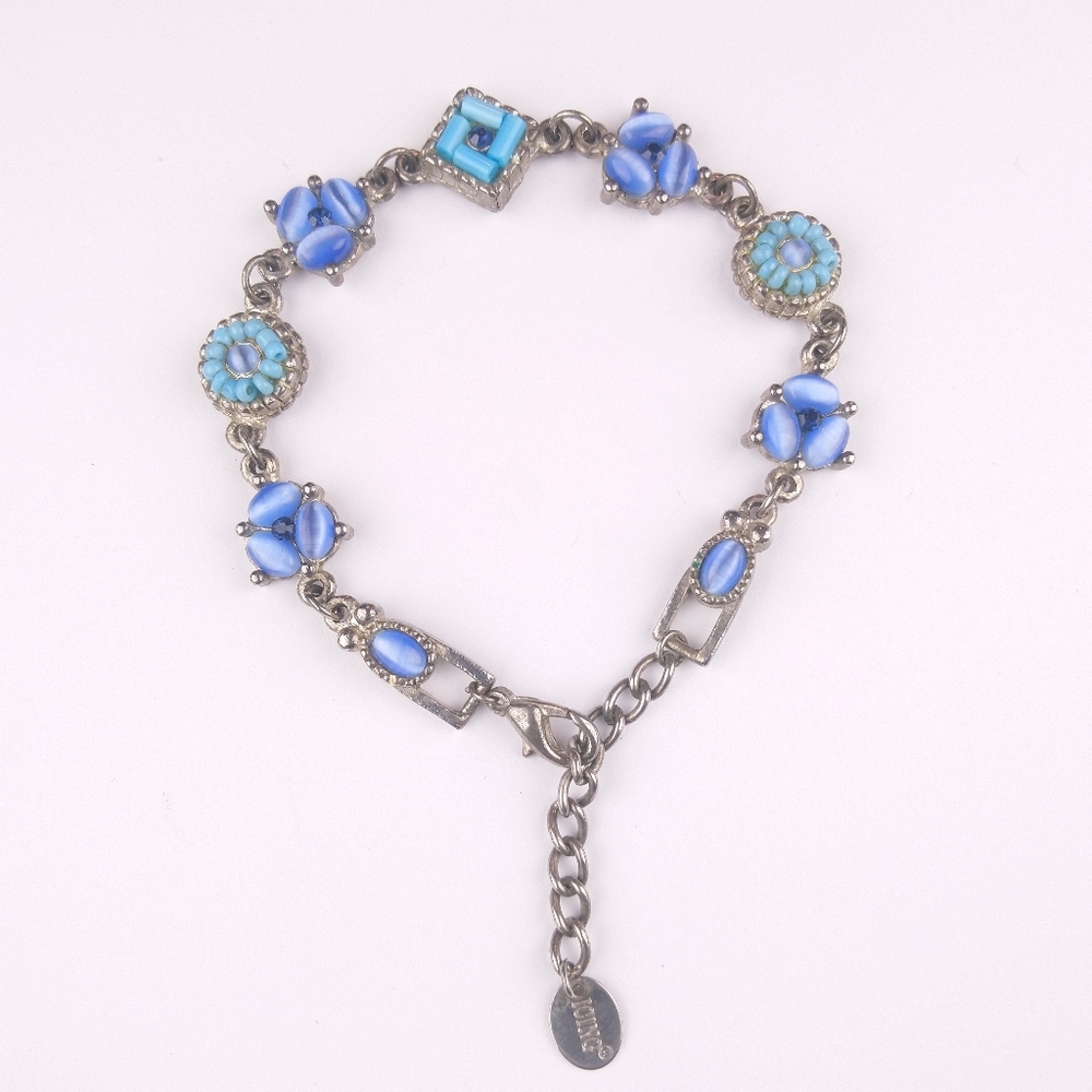 Vintage Icing bracelet.